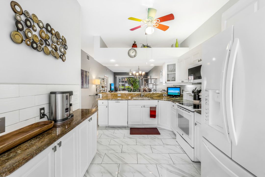 2365 Bayou Ln #3, Naples, FL 34112