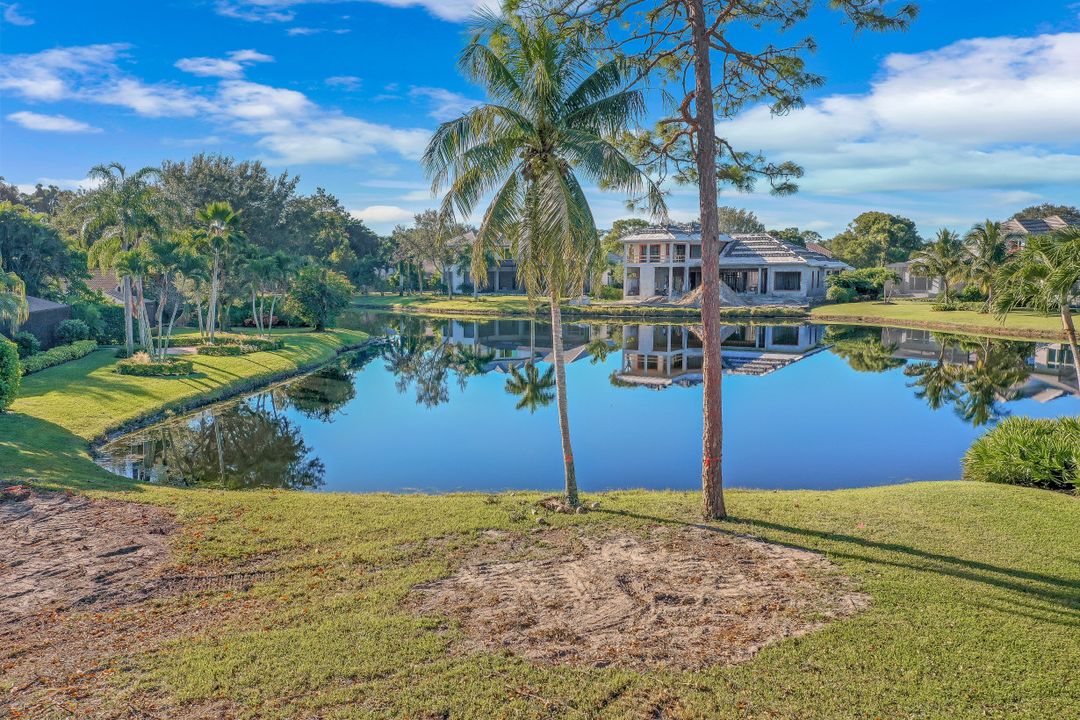 3726 Woodlake Dr, Bonita Springs, FL 34134