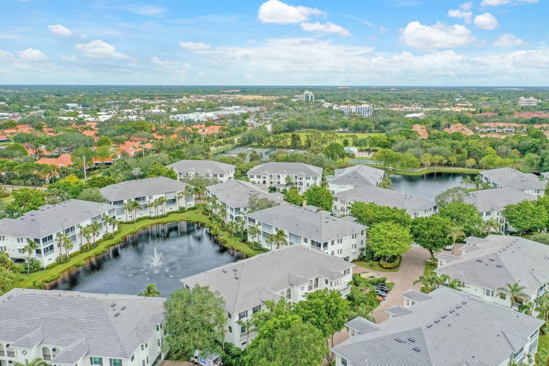 835 Bentwater Cir #103, Naples, FL 34108