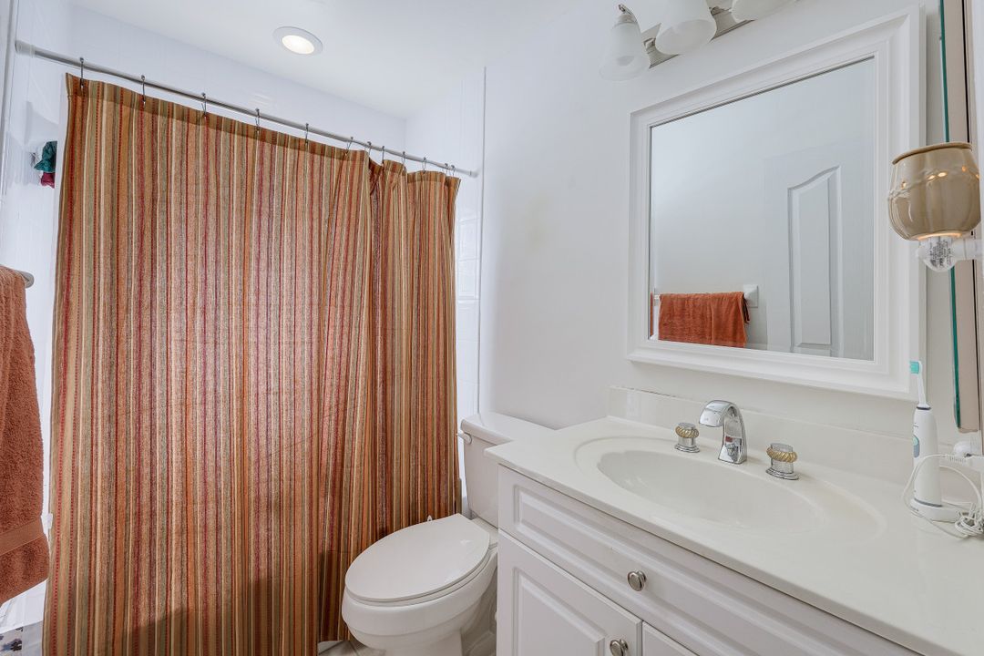 17581 Fan Palm Ct, North Fort Myers, FL 33917