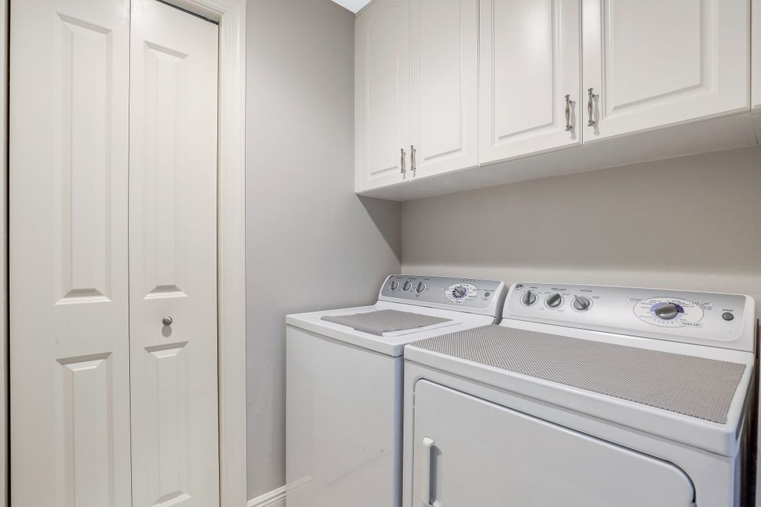 5793 Cape Harbour Dr #716, Cape Coral, FL 33914