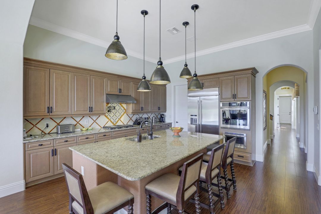 16671 Pistoia Way, Naples, FL 34110