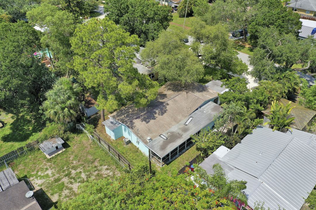 3950 Luverne St, Fort Myers, FL 33901