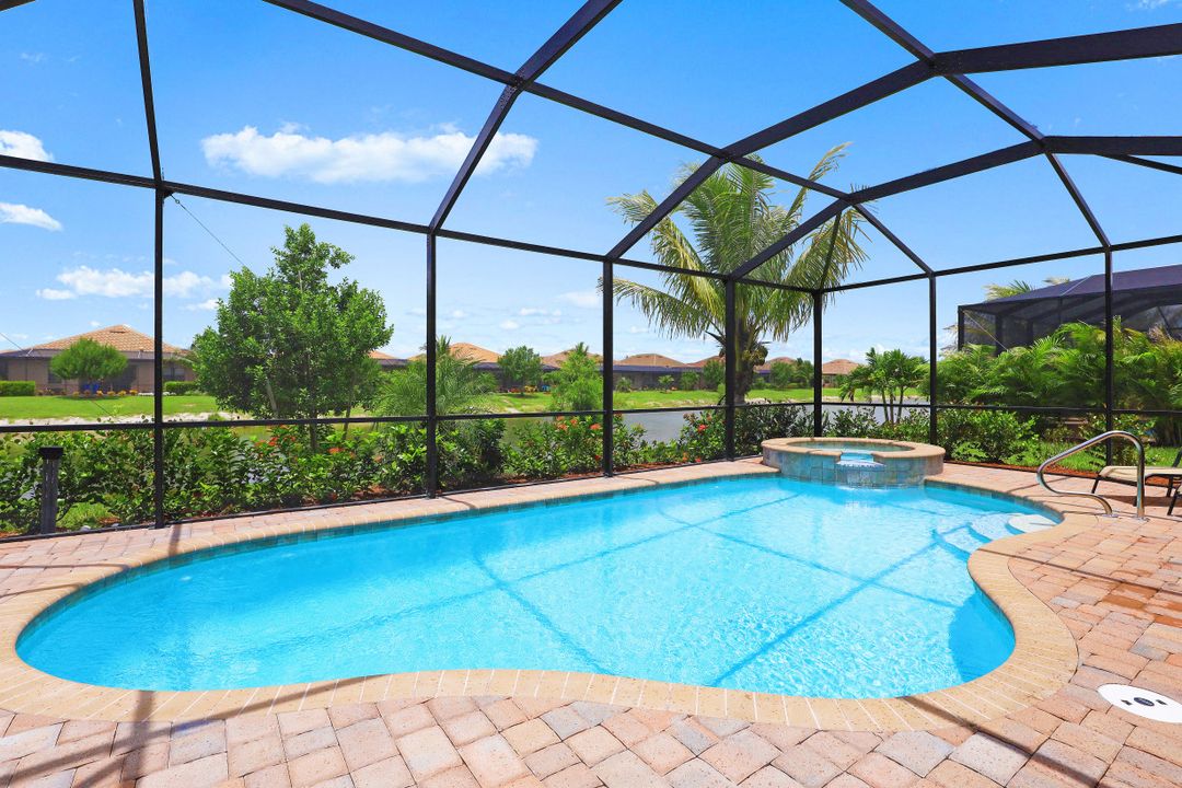 28144 Foxrock Ct, Bonita Springs, FL 34135