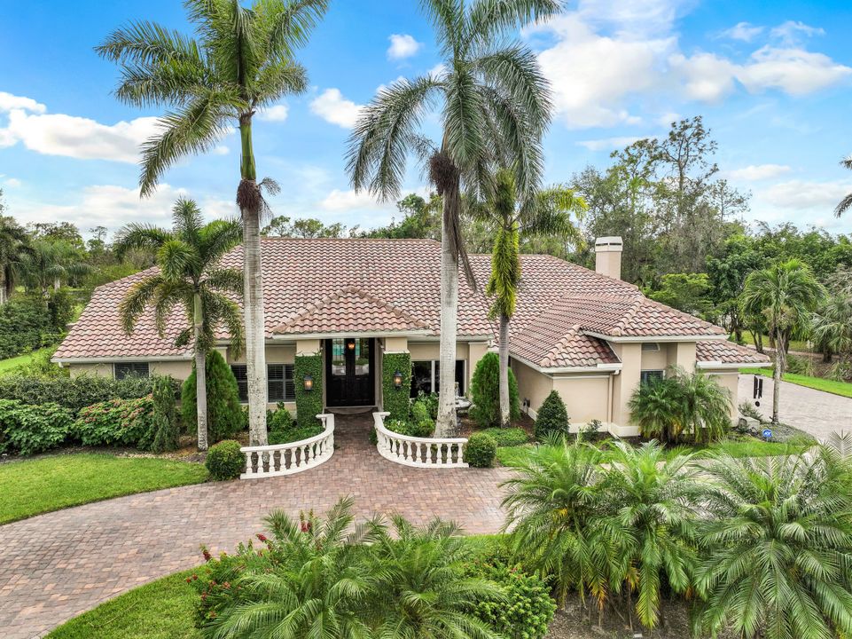 4224 Snowberry Ln, Naples, FL 34119