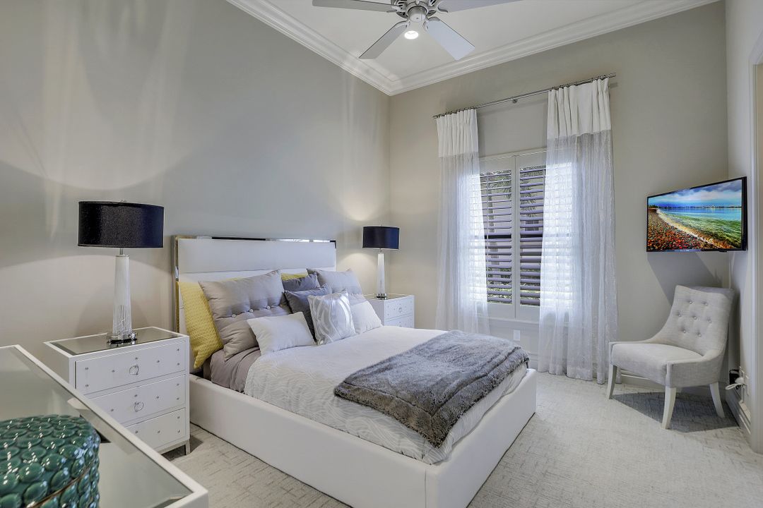 16434 Seneca Way, Naples, FL 34110