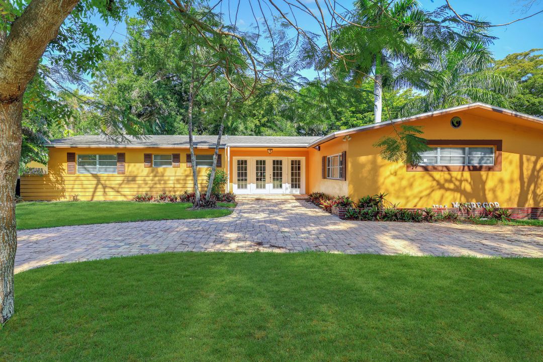 2702 McGregor Blvd, Fort Myers, FL 33901