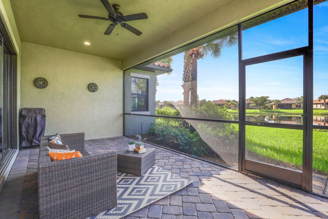 12471 Kentwood Ave, Fort Myers, FL 33913