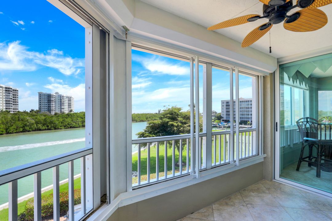 25 Bluebill Ave #201, Naples, FL 34108