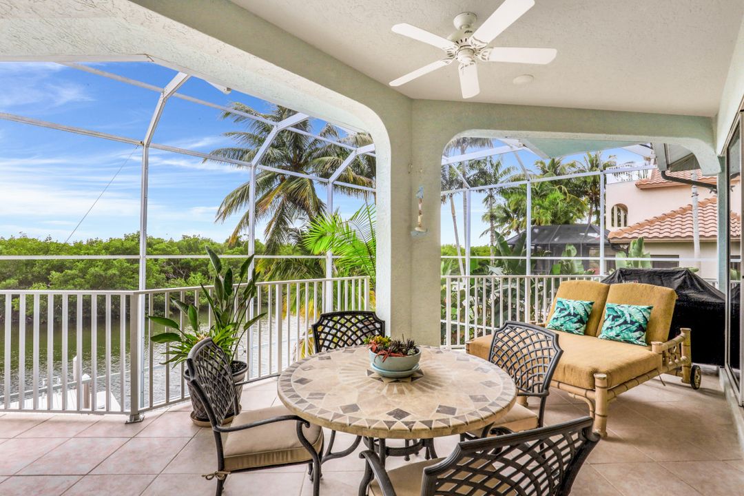 450 Spinnaker Dr, Marco Island, FL 34145