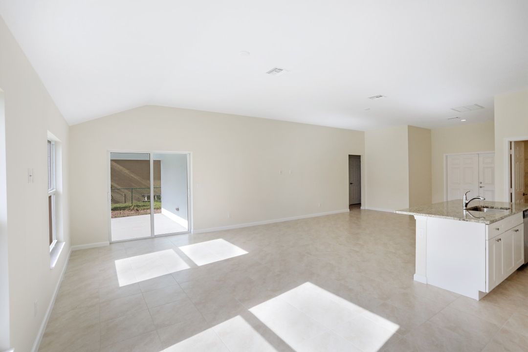 1651 SW Rutland St, Port St. Lucie, FL 34987