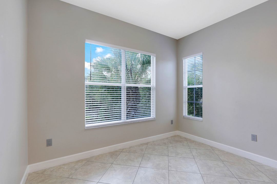 7874 Clemson St #202, Naples, FL 34104