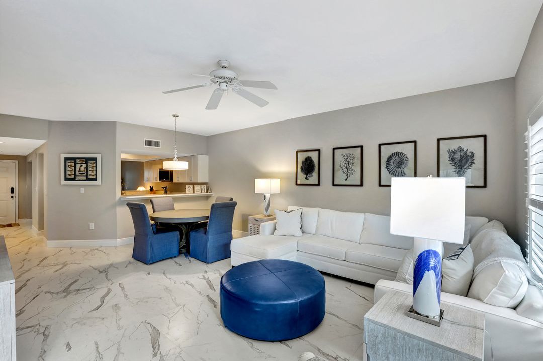 5897 Chanteclair Dr #314, Naples, FL 34108