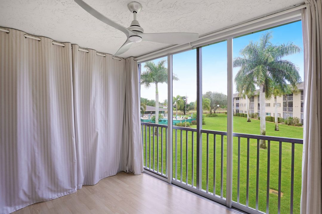 5467 Rattlesnake Hammock Rd #208C, Naples, FL 34113