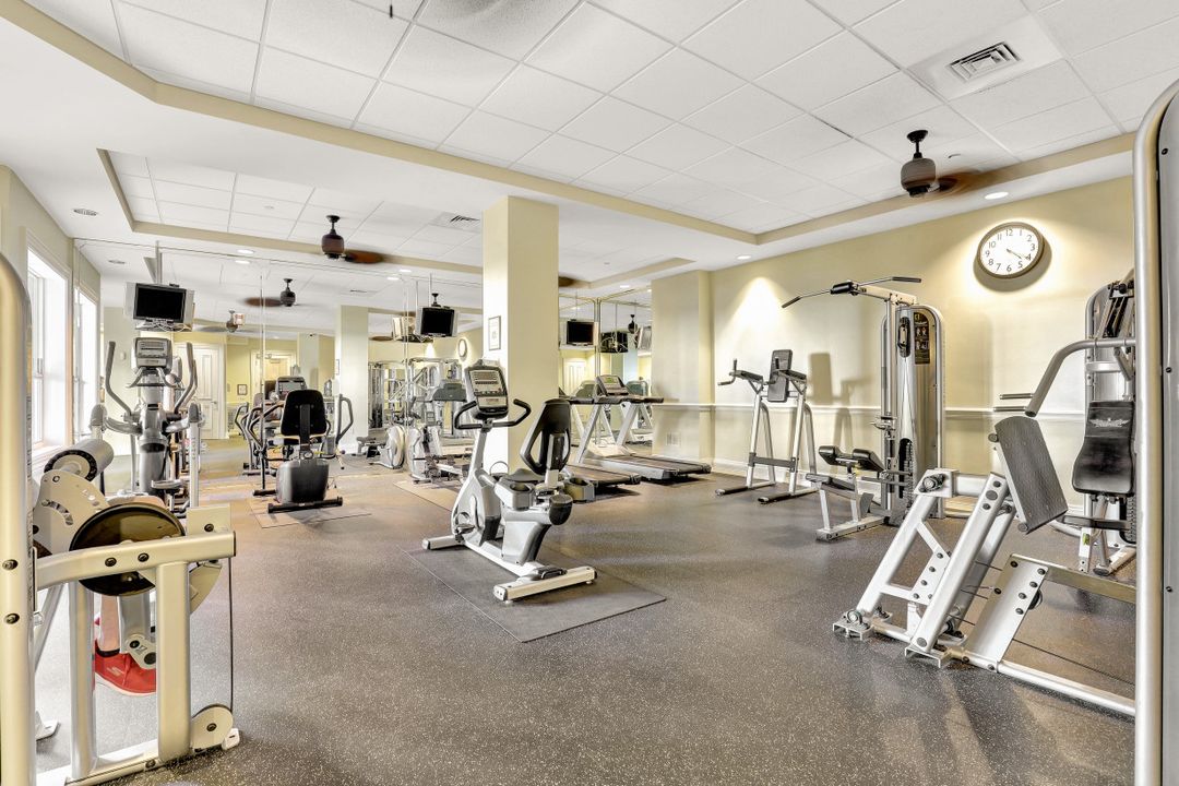 2825 Palm Beach Blvd #519, Fort Myers, FL 33916