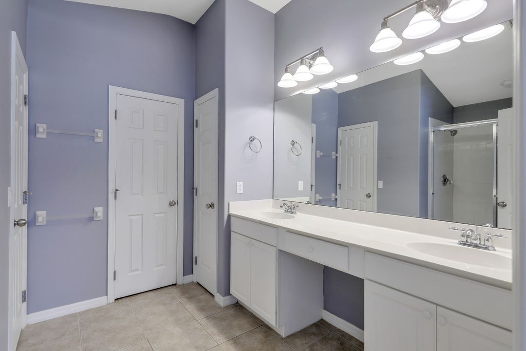 2435 Woodbourne Pl, Cape Coral, FL 33991