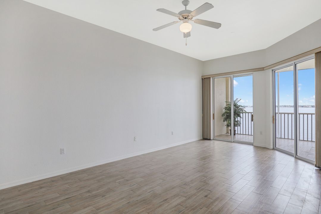 4235 SE 20th Pl #B305, Cape Coral, FL 33904