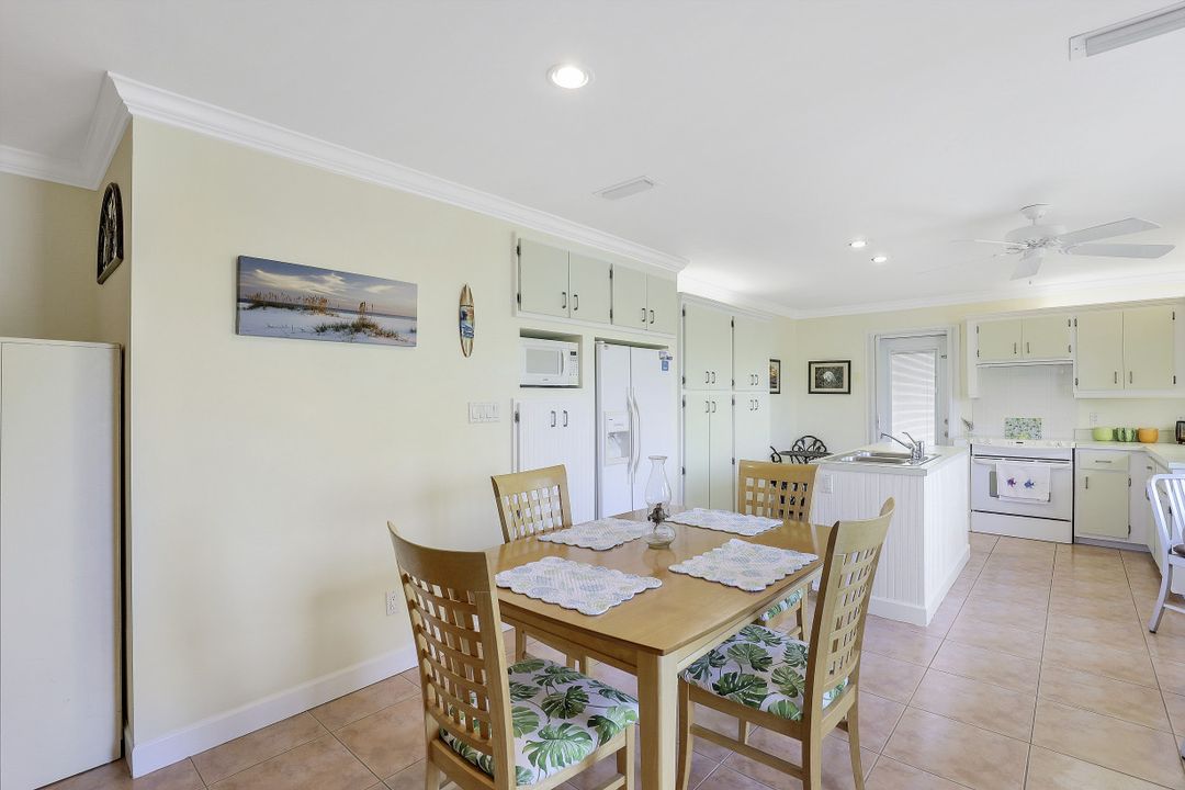 9455 Beverly Ln, Sanibel, FL 33957