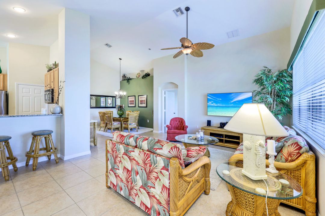 8615 Sumner Ave, Fort Myers, FL 33908