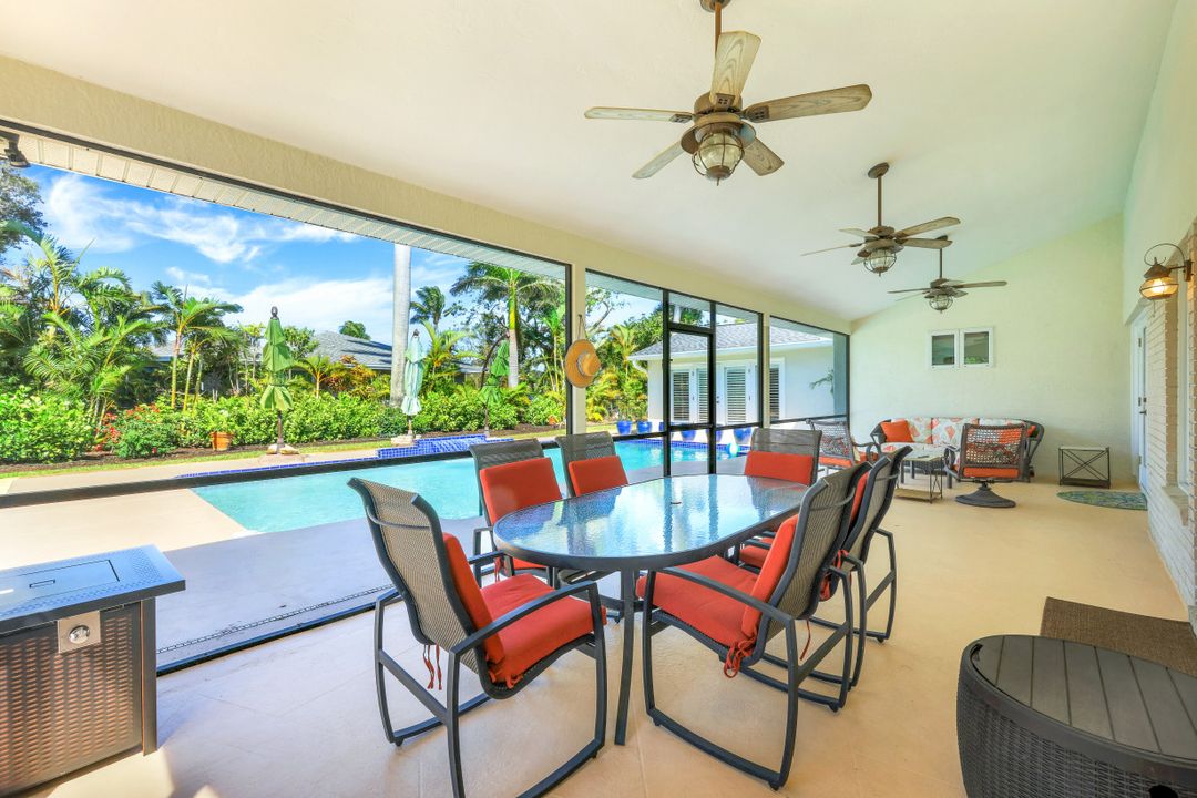 1135 26th Ave N, Naples, FL 34103