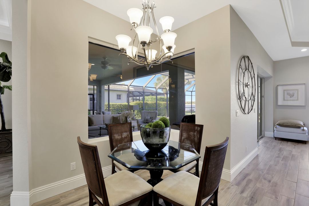 8761 Hideaway Harbor Ct, Naples, FL 34120