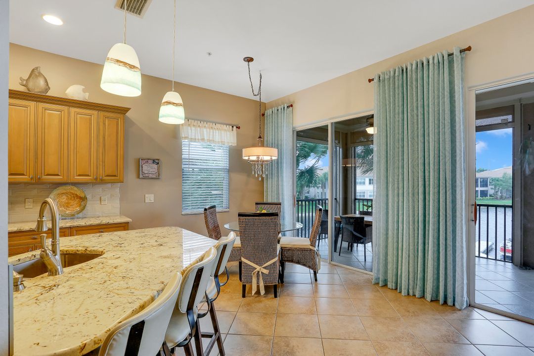 8763 Coastline Ct #201, Naples, FL 34120