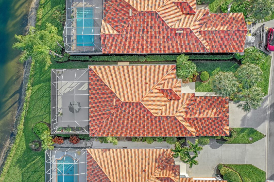 4462 Novato Ct, Naples, FL 34109