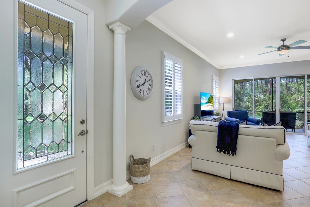 2882 Castillo Ct  #101, Naples, FL 34109