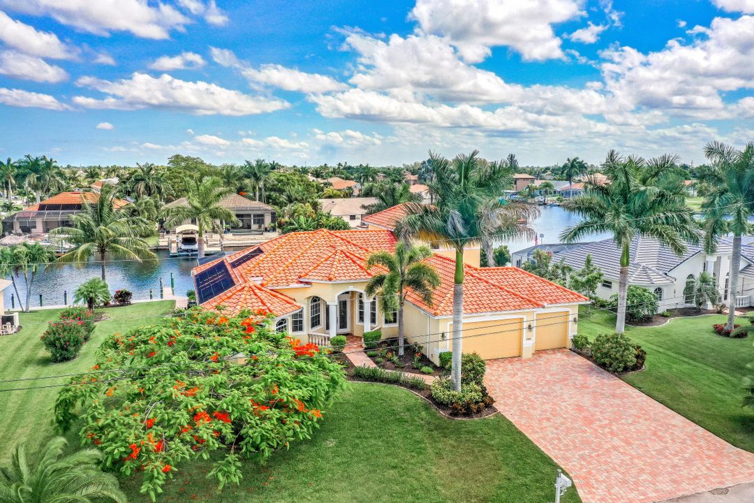 2305 SW 50th St, Cape Coral, FL 33914
