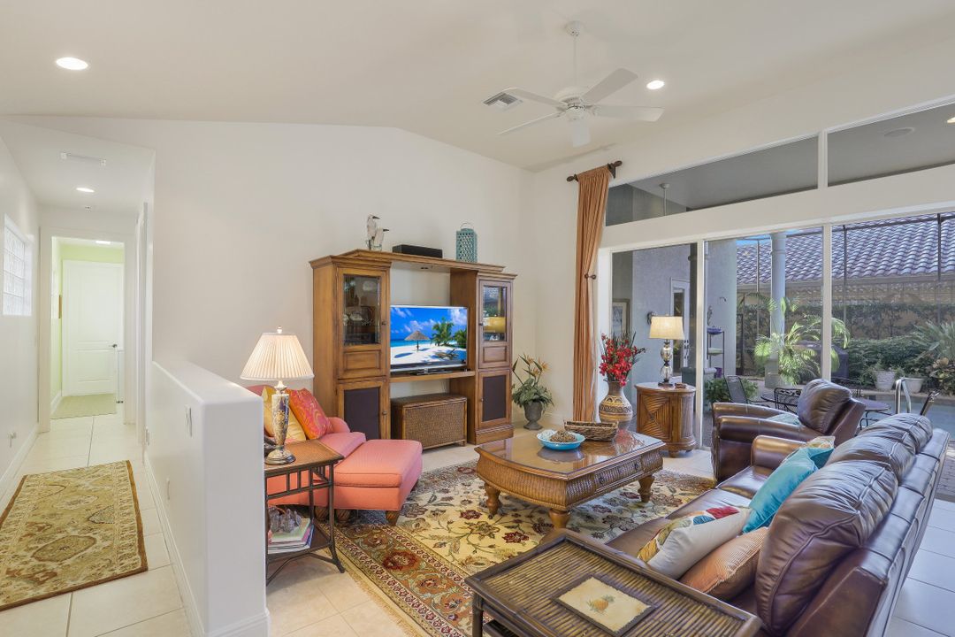 3133 Terramar Dr, Naples, FL 34119