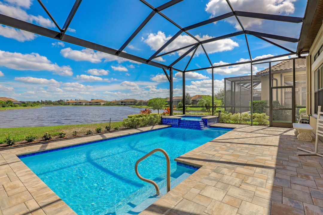 9418 Galliano Ter, Naples, FL 34119