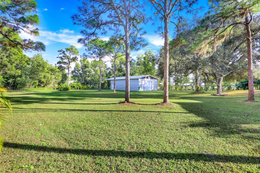 8642 Whispering Pines Dr, Saint James City, FL 33956