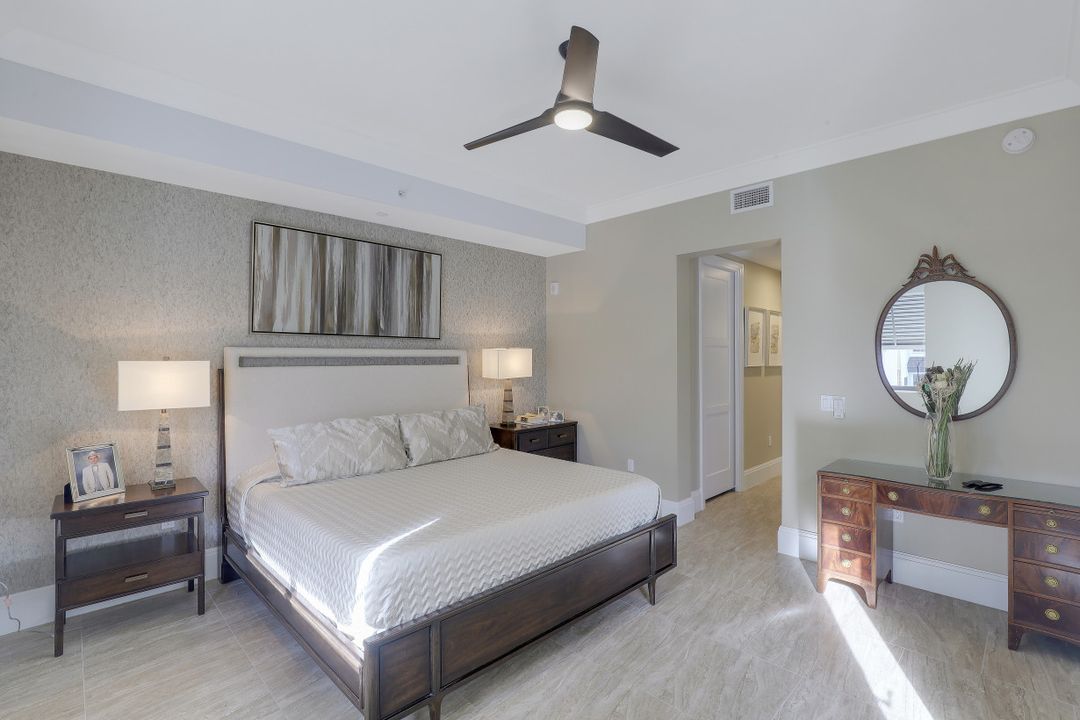 1035 3rd Ave S #318, Naples, FL 34102