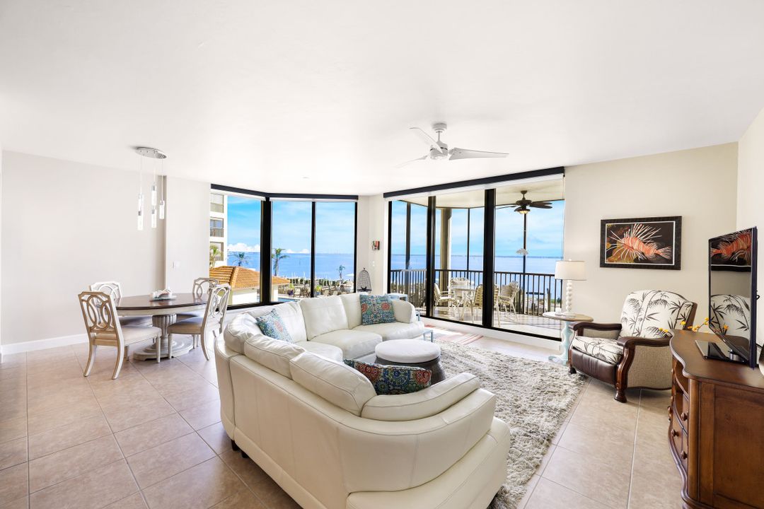 4029 SE 20th Pl #102, Cape Coral, FL 33904