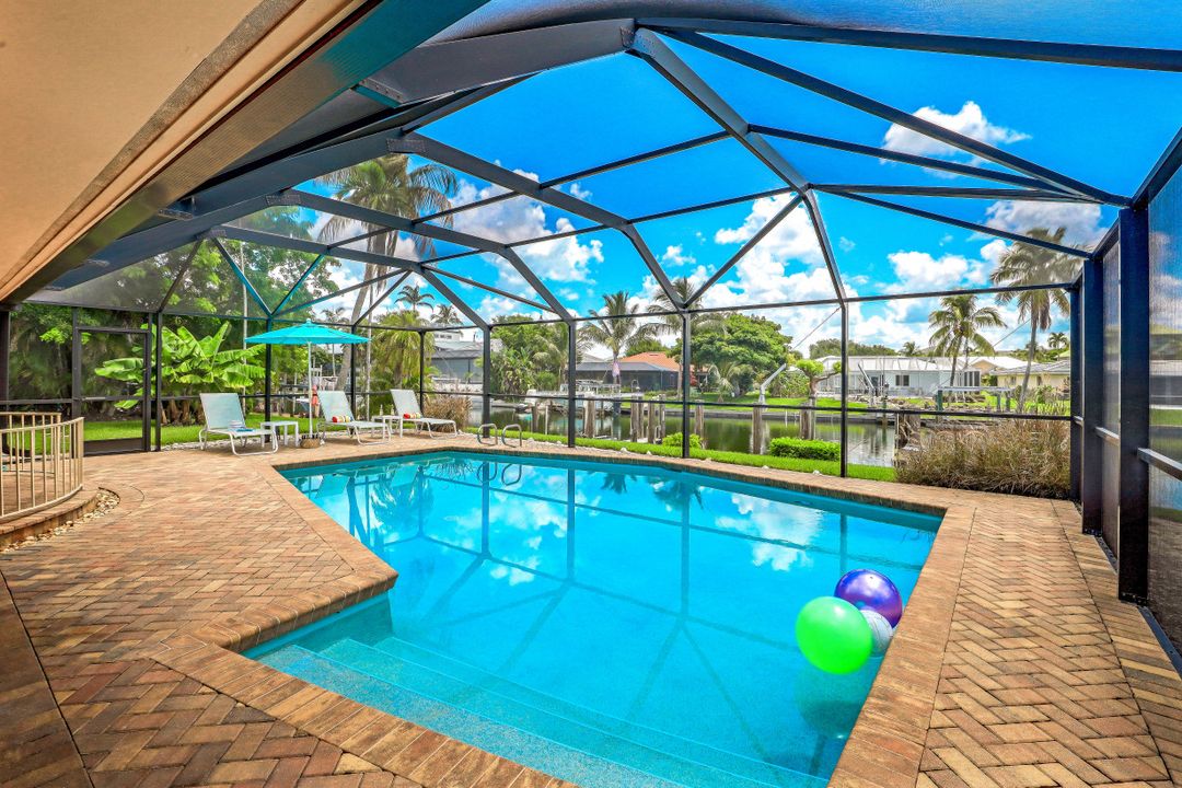 1143 Edington Pl, Marco Island, FL 34145