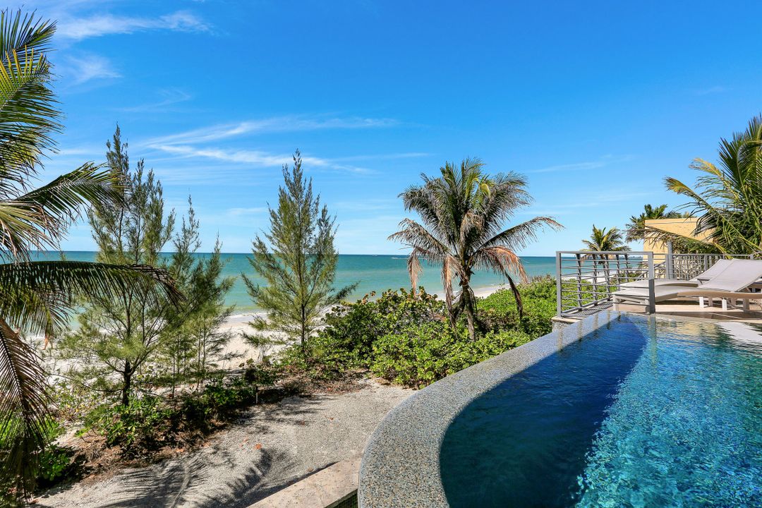 27380 Hickory Blvd, Bonita Springs, FL 34134