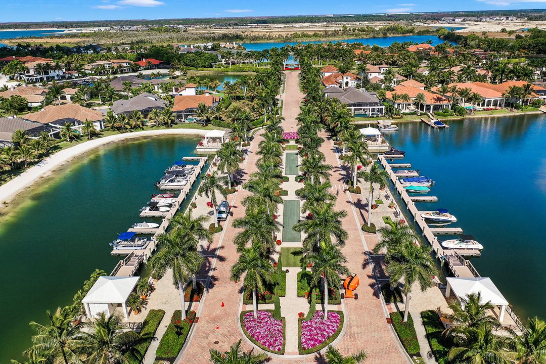 17452 Via Navona Way, Miromar Lakes, FL 33913