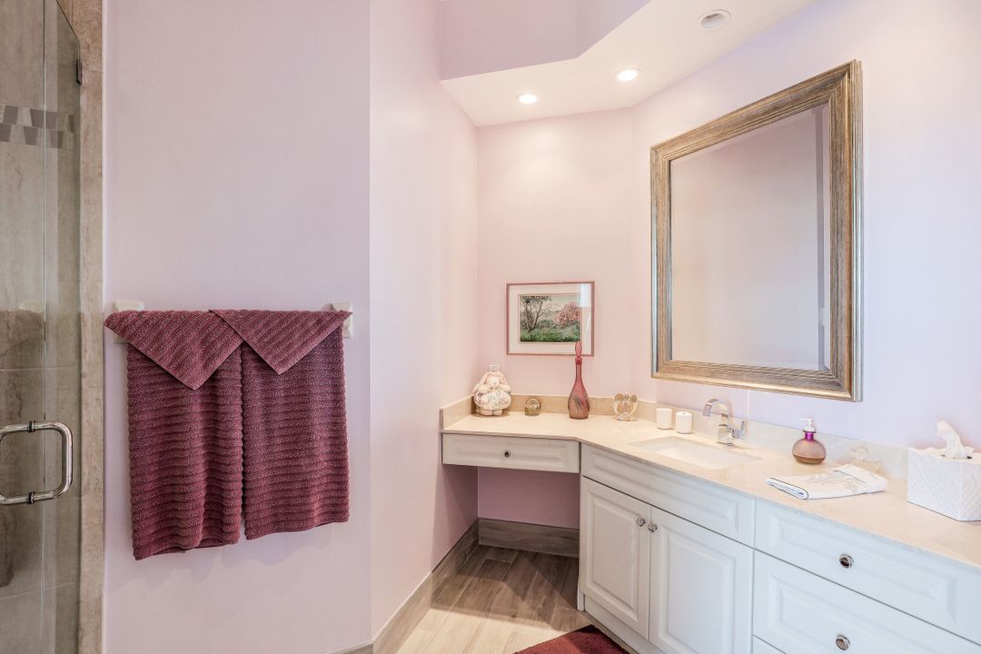 4811 Island Pond Ct #905, Bonita Springs, FL 34134