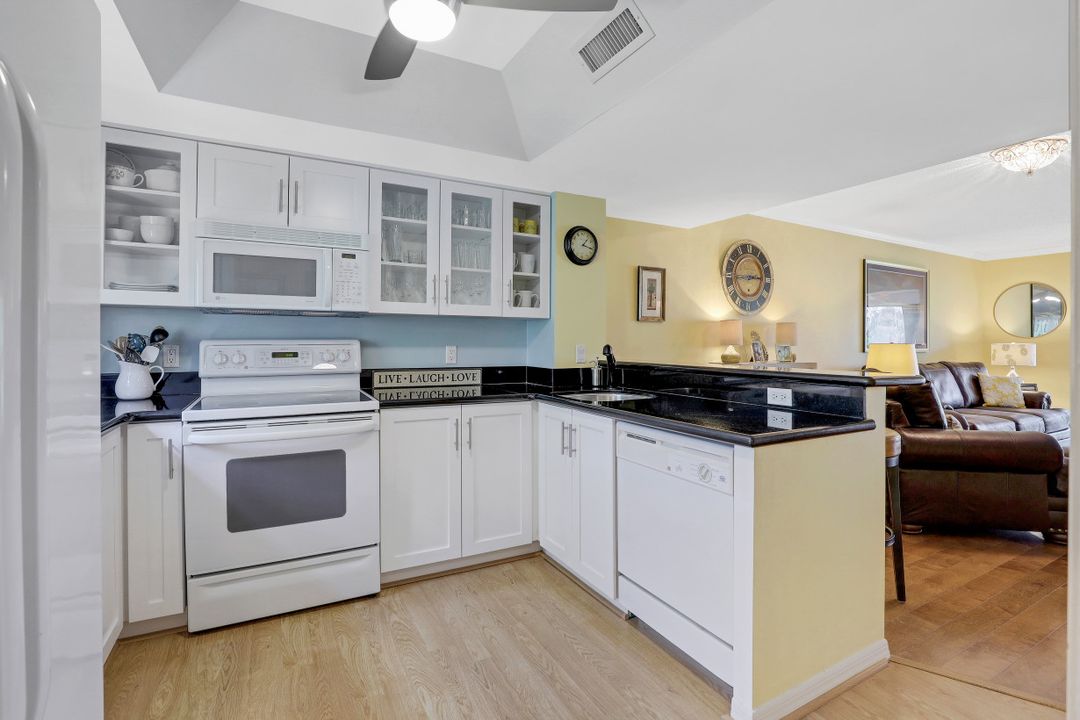 1624 Spoonbill Ln #A, Naples, FL 34105