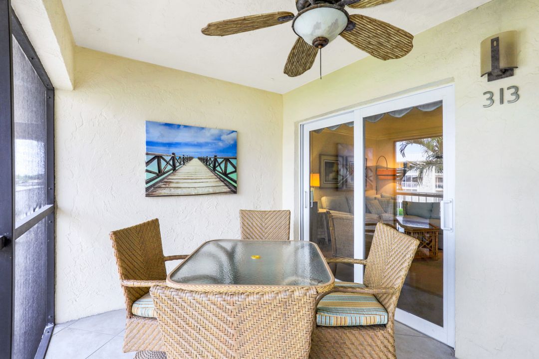3450 Gulf Shore Blvd N #313, Naples, FL 34103