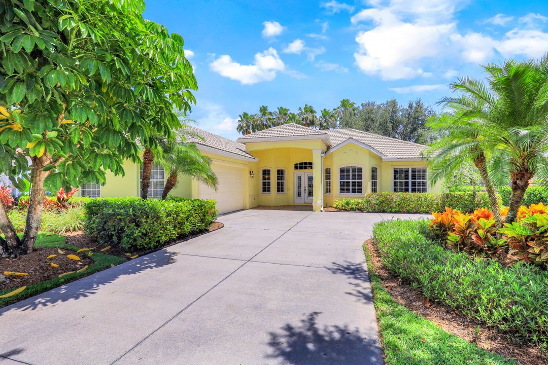 14849 Fripp Island Ct, Naples, FL 34119