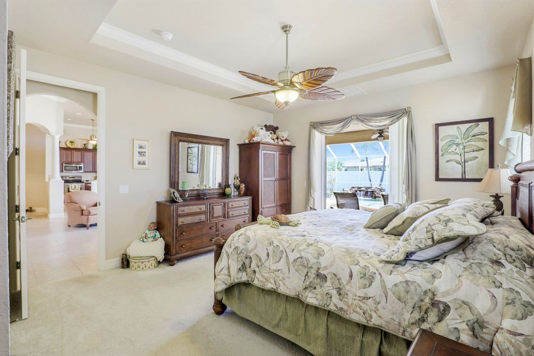 4141 SW 10th Ave, Cape Coral, FL 33914