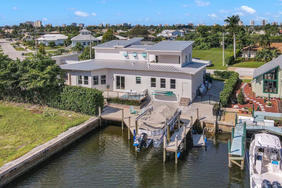 255 Columbus Way, Marco Island, FL 34145