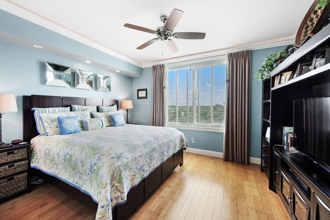 275 Indies Way #505, Naples, FL 34110