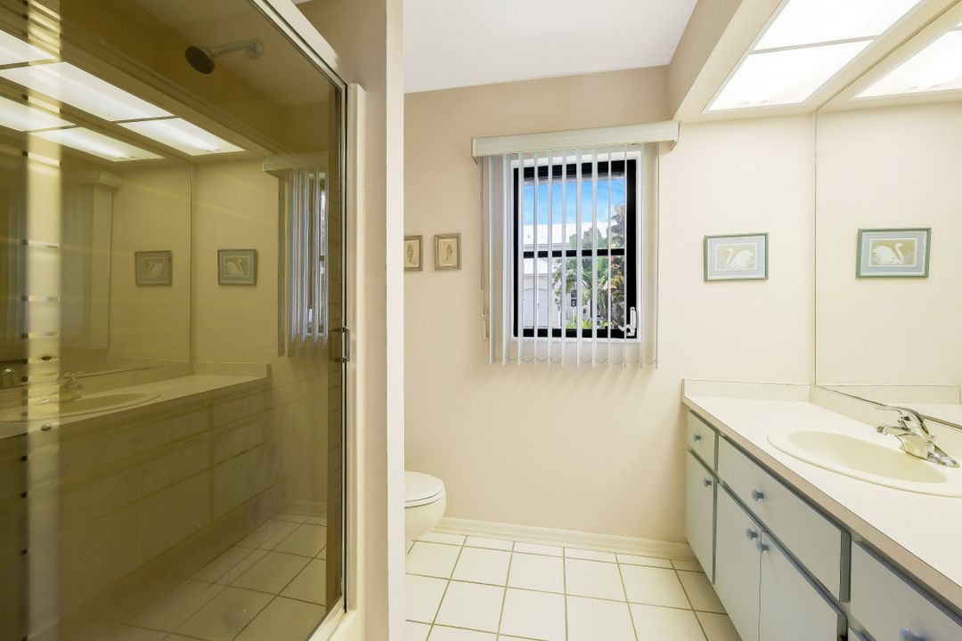 2215 SE 31st St, Cape Coral, FL 33904