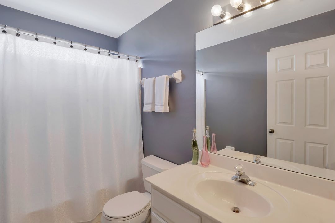 84 Burnt Pine Dr, Naples, FL 34119