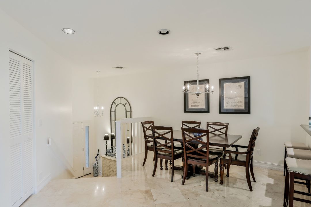 27119 Oakwood Lake Dr, Bonita Springs, FL 34134