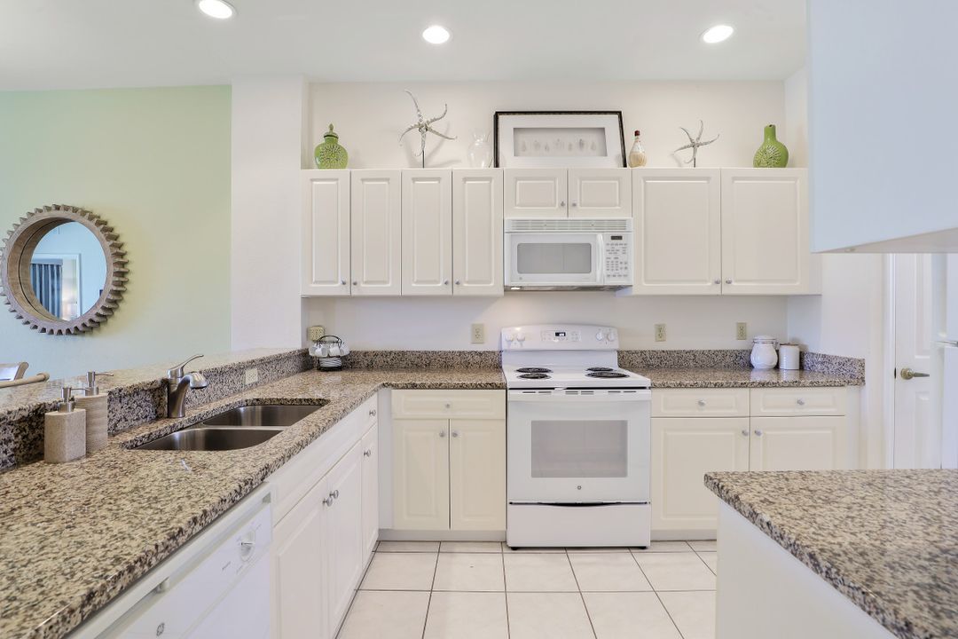 7910 Mahogany Run Ln #1225, Naples, FL 34113