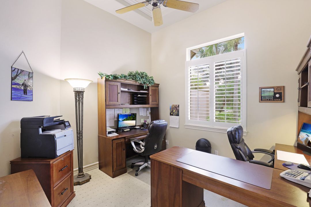 10590 Glen Lakes Dr, Bonita Springs, FL 34135