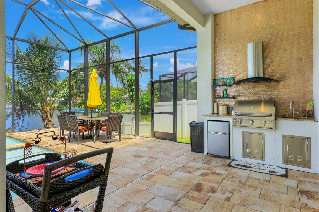 4812 Pelican Blvd, Cape Coral, FL 33914